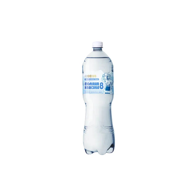 Газована вода Поляна Квасова 1,5 л у прозорій пластиковій пляшці з білою кришкою та синьою етикеткою