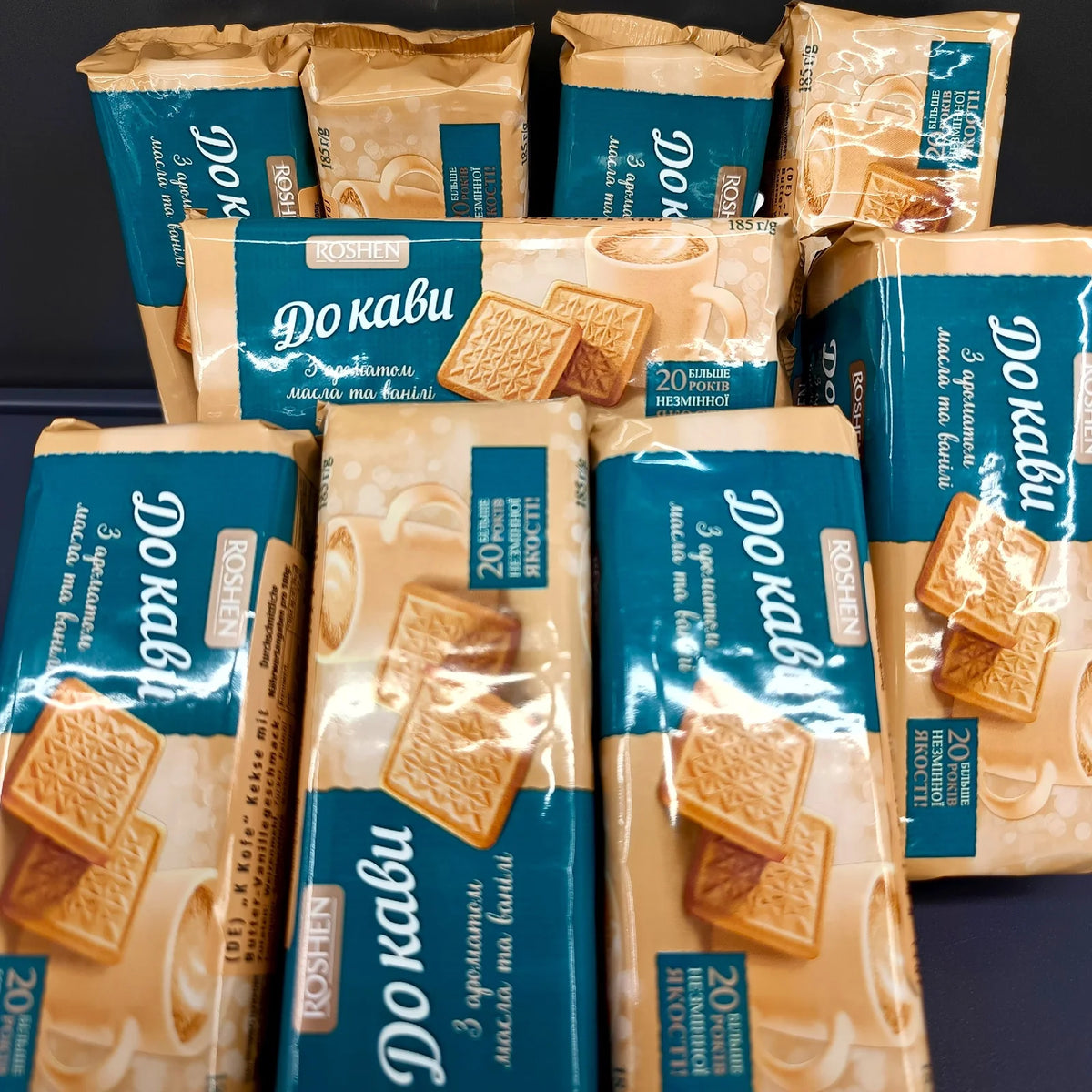 Ciastka Roshen Do kawy o smaku masła i wanilii w opakowaniach 185g