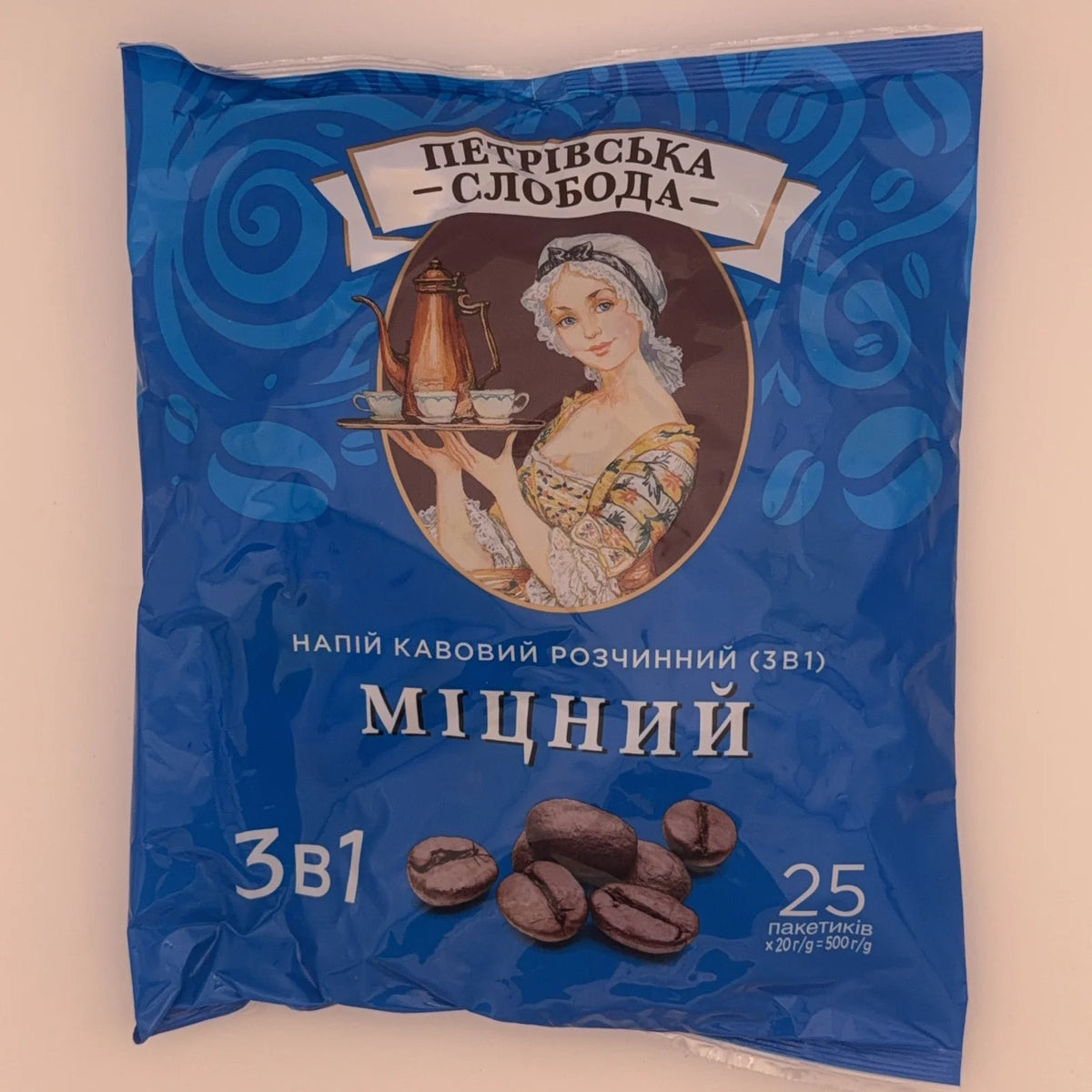 Niebieskie opakowanie napoju kawowego 3w1 Mocny Petriwska Sloboda, 25 saszetek